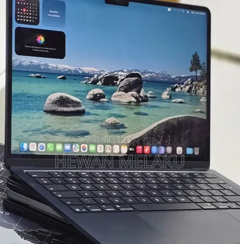 New Laptop Apple MacBook Air 2025 M4 16GB Apple M4 SSD 256GB