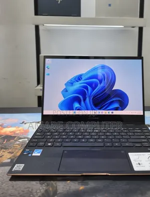 New Laptop Asus Zenbook 14 16GB Intel Core i7 SSD 512GB