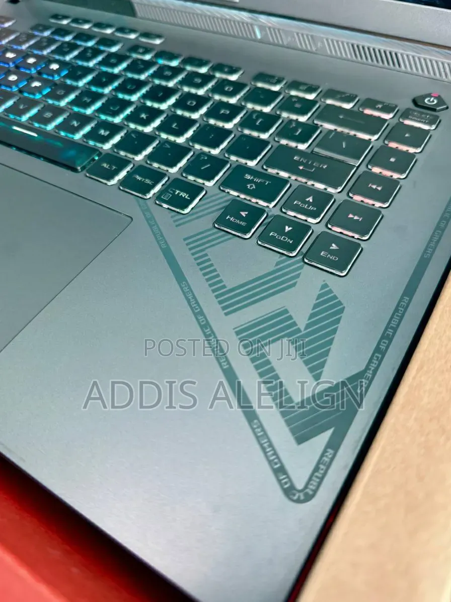 New Laptop Asus ROG Strix G16 G614 16GB Intel Core i7 SSD 1T