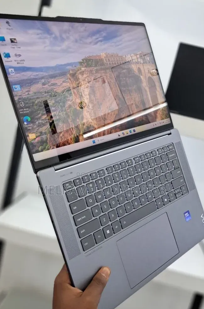 New Laptop Lenovo Yoga 7 15ITL5 32GB Intel Core Ultra 7 SSD 1T