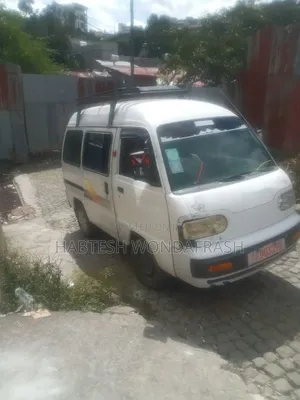 Car 2014 White