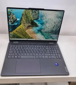 New Laptop Lenovo Yoga 7i 16GB Intel Core Ultra 7 SSD 512GB