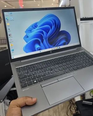 New Laptop HP ZBook 15 16GB Intel Core i7 SSD 512GB