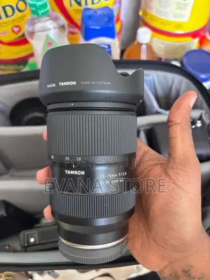 Tamron 28-75mm F/2.8