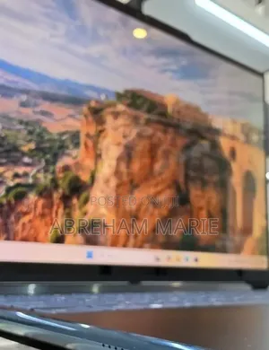 New Laptop Lenovo Yoga 9i 16GB Intel Core Ultra 7 SSD 1T