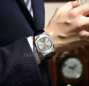 Swiss Men's Waterproof Luminous Watch W Leather Strap - Great for Gift