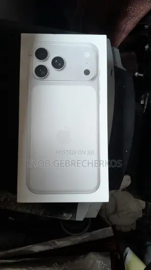 New Apple iPhone 17 Pro Max 256 GB Silver
