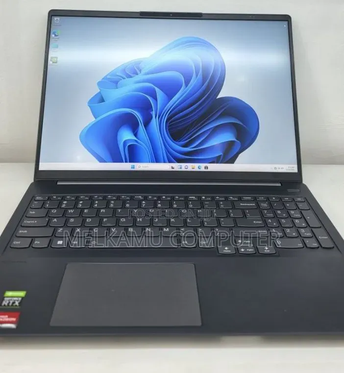 New Laptop Lenovo IdeaPad Flex 15 16GB AMD Ryzen 7 SSD 512GB