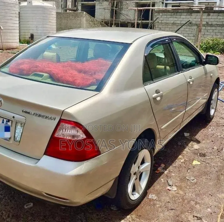 Toyota Corolla 2007 Gold