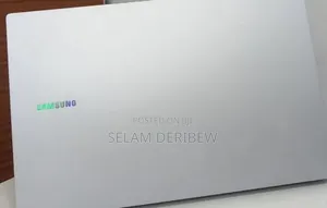 New Laptop Samsung Galaxy Book4 8GB Intel Core i5 SSD 512GB