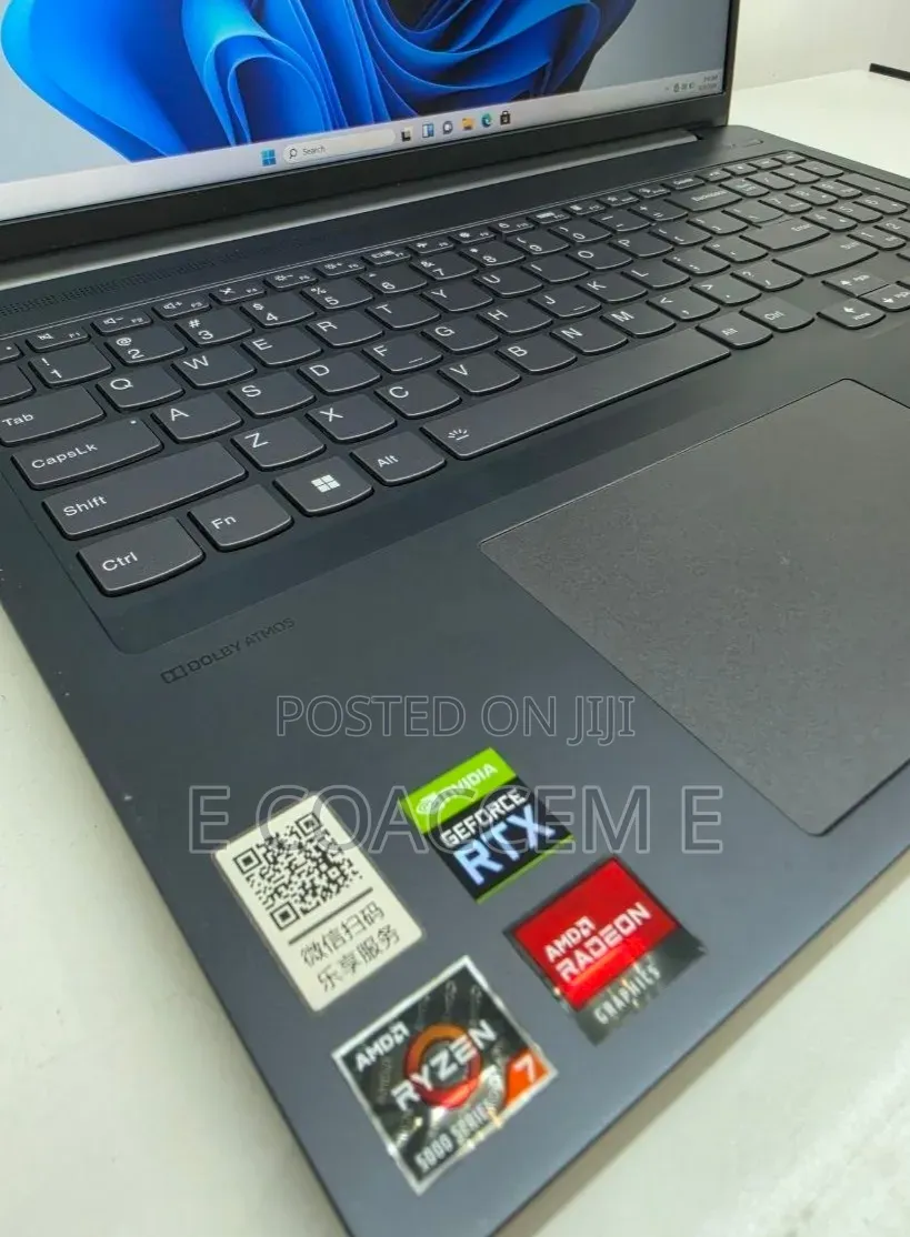 New Laptop Lenovo 16GB AMD Ryzen 7 SSD 512GB