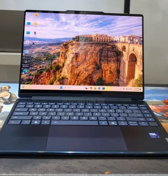 New Laptop Lenovo Yoga 9 16GB Intel Core Ultra 7 SSD 1T