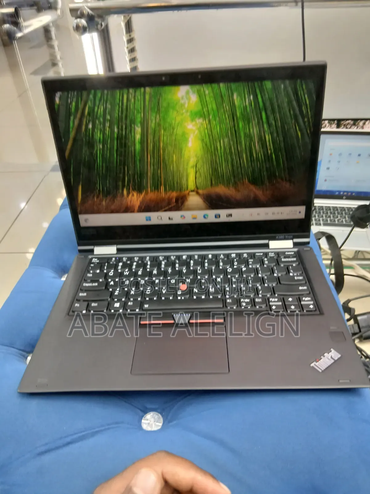 New Laptop Lenovo ThinkPad X390 Yoga 16GB Intel Core i7 SSD 512GB