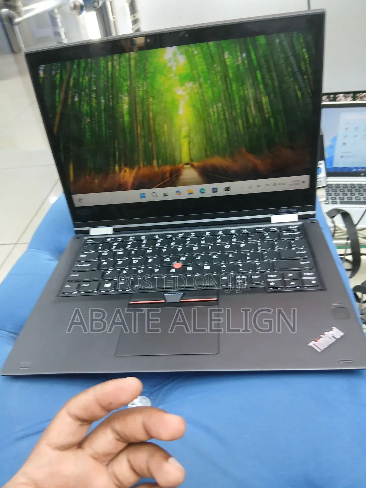 New Laptop Lenovo ThinkPad X390 Yoga 16GB Intel Core i7 SSD 512GB