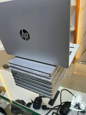 New Laptop HP OmniBook 5 14" 16GB Intel Core i7 SSD 512GB