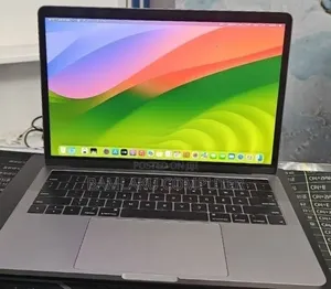 New Laptop Apple MacBook Pro 2022 M2 8GB Apple M2 SSD 512GB