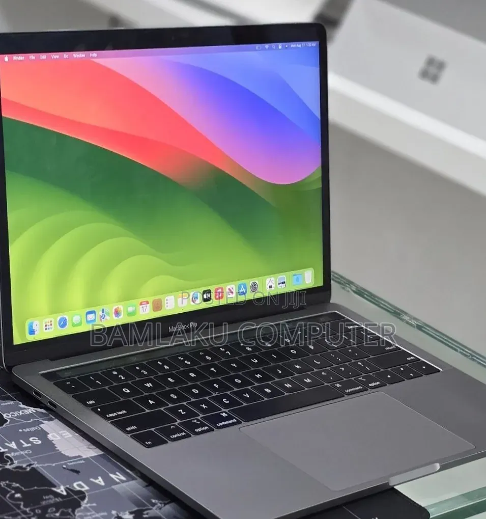 New Laptop Apple MacBook Pro 2022 M2 8GB Apple M2 SSD 512GB