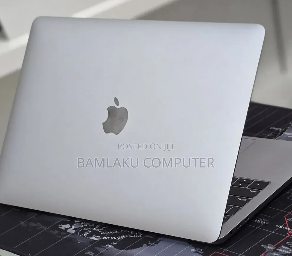 New Laptop Apple MacBook Pro 2022 M2 8GB Apple M2 SSD 512GB