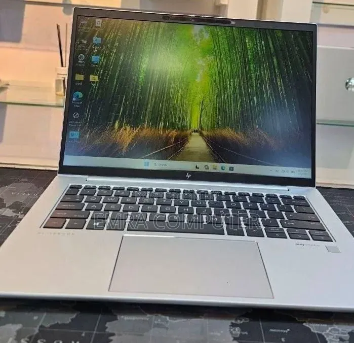 New Laptop HP EliteBook 840 10 16GB Intel Core i7 SSD 512GB