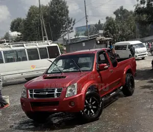 Isuzu D-MAX 2007 Red