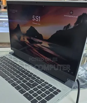 New Laptop Dell G15 5510 16GB Intel Core i7 SSD 512GB
