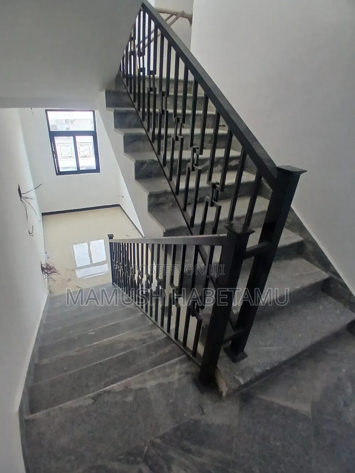 Furnished 7bdrm House in 72ማህበር, Nifas Silk-Lafto for sale