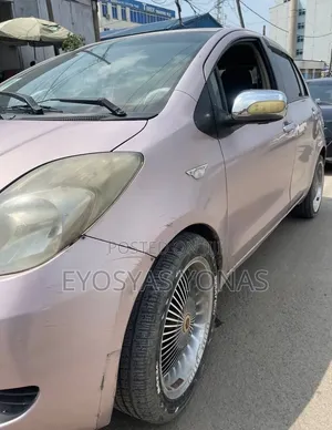 Toyota Yaris 2007 Pink