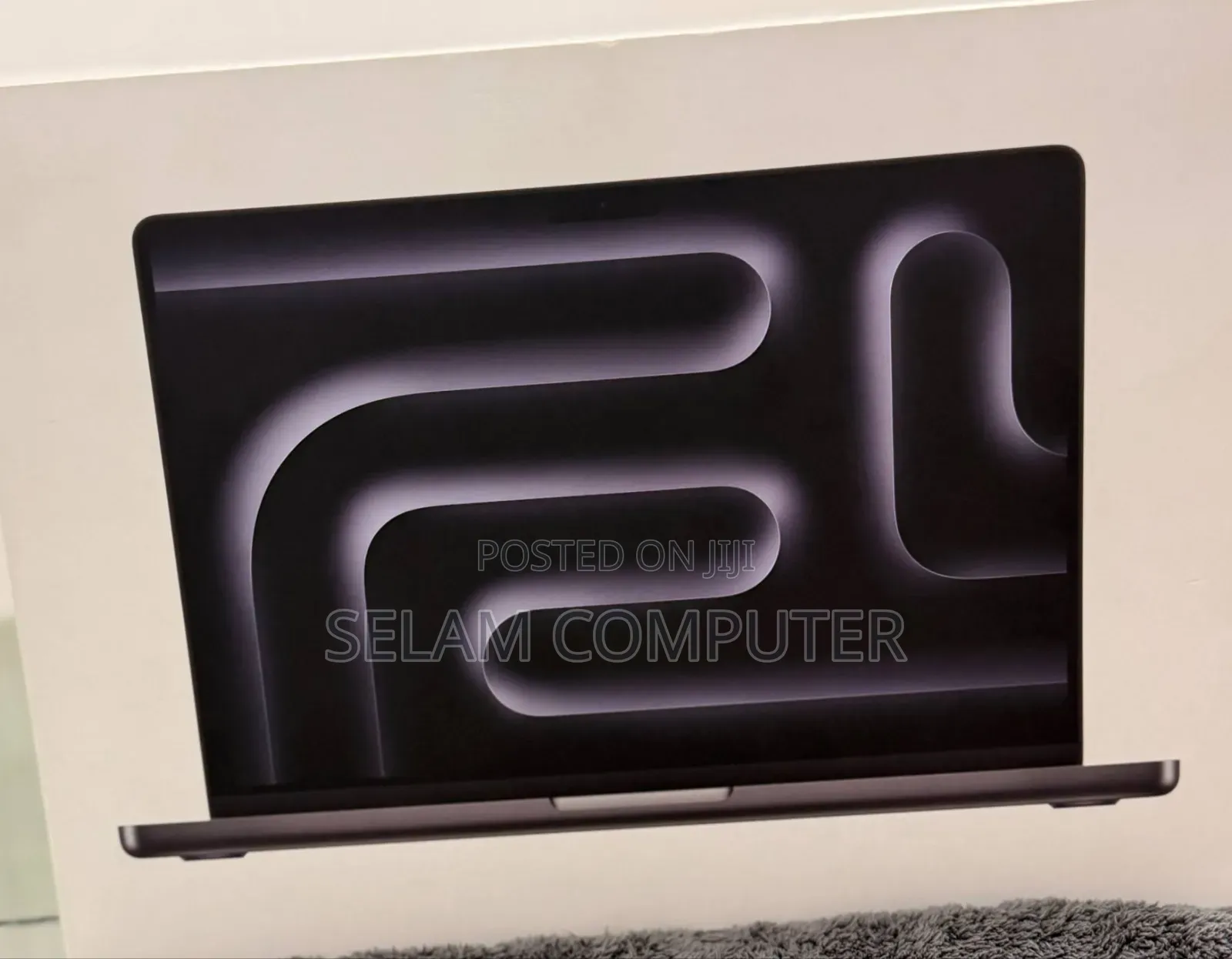 New Laptop Apple MacBook Pro 2025 M5 16GB Apple M5 SSD 1T