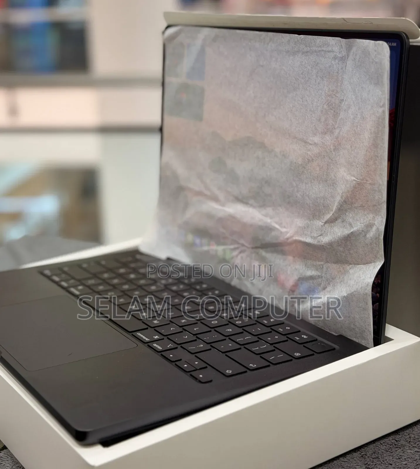 New Laptop Apple MacBook Pro 2025 M5 16GB Apple M5 SSD 1T