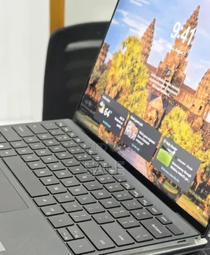New Laptop Dell XPS 15 16GB Intel Core i7 SSD 512GB