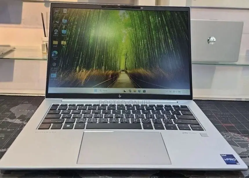 New Laptop HP EliteBook 840 G10 16GB Intel Core i7 SSD 512GB