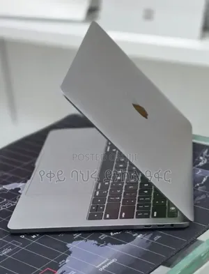 New Laptop Apple MacBook Pro 2020 8GB Intel Core i5 SSD 256GB