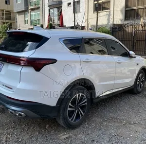 Jetour X70 Rental