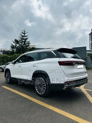 Jetour X70 Rental