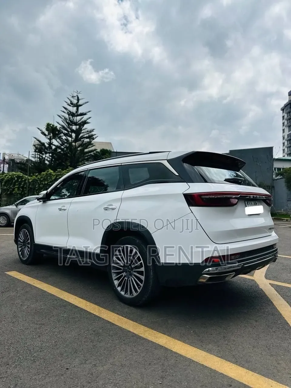 Jetour X70 Rental