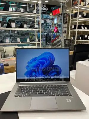 New Laptop HP ZBook Firefly 15 G7 16GB Intel Core i7 SSD 512GB