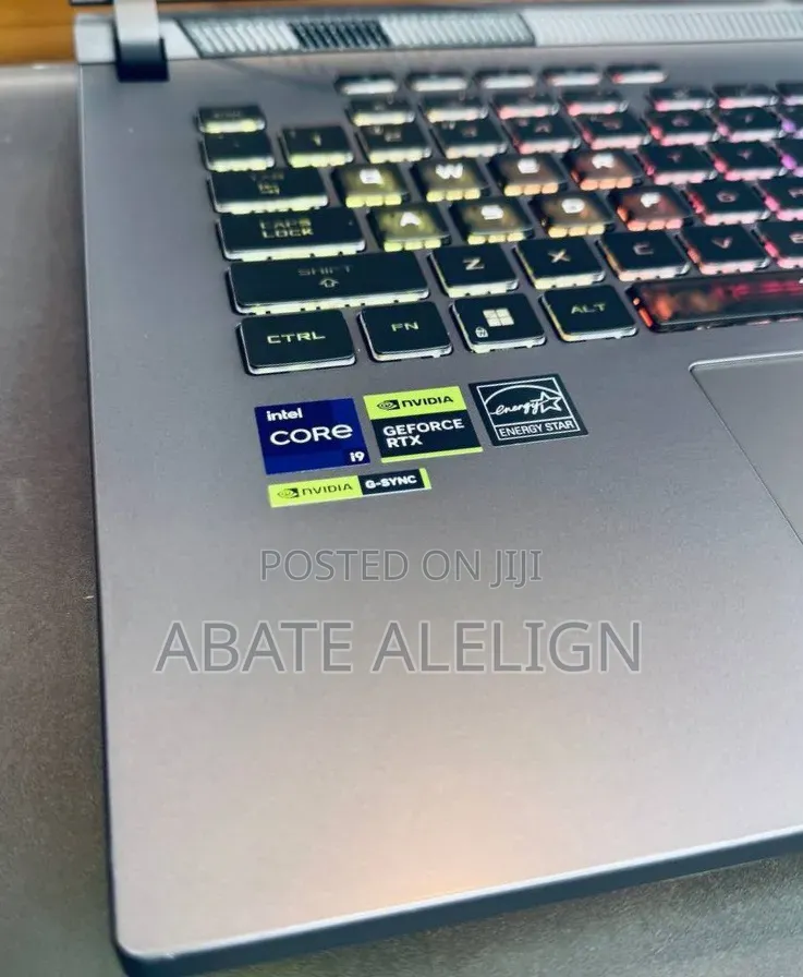 New Laptop Asus ROG Strix G15 16GB Intel Core i9 SSD 1T