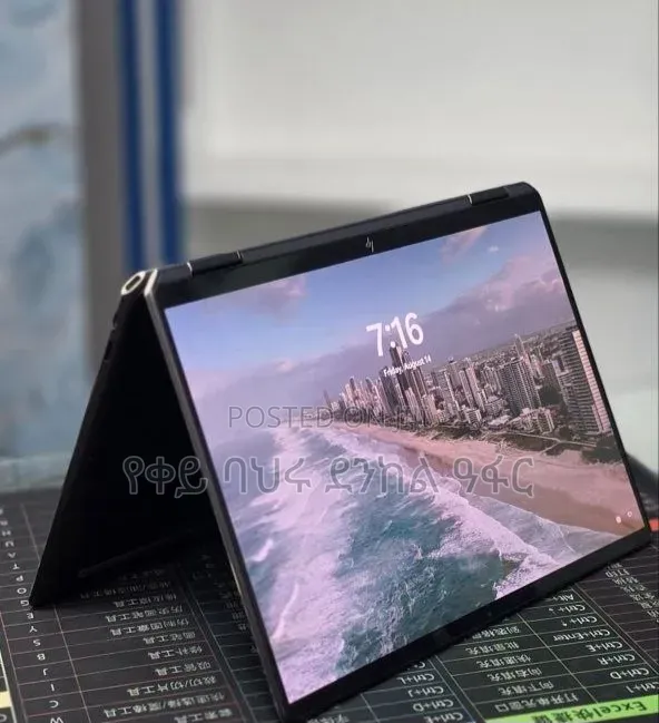 New Laptop HP Spectre 16GB Intel Core i7 SSD 1T