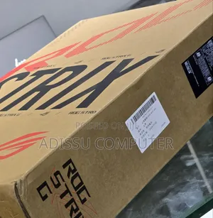 New Laptop Asus ROG Strix G18 16GB Intel Core i9 SSD 1T