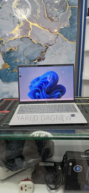 New Laptop HP Pavilion 14 16GB Intel Core i7 SSD 1T