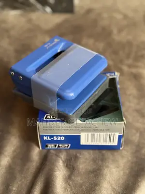 Komeido KL-520 2-Hole Paper Punch