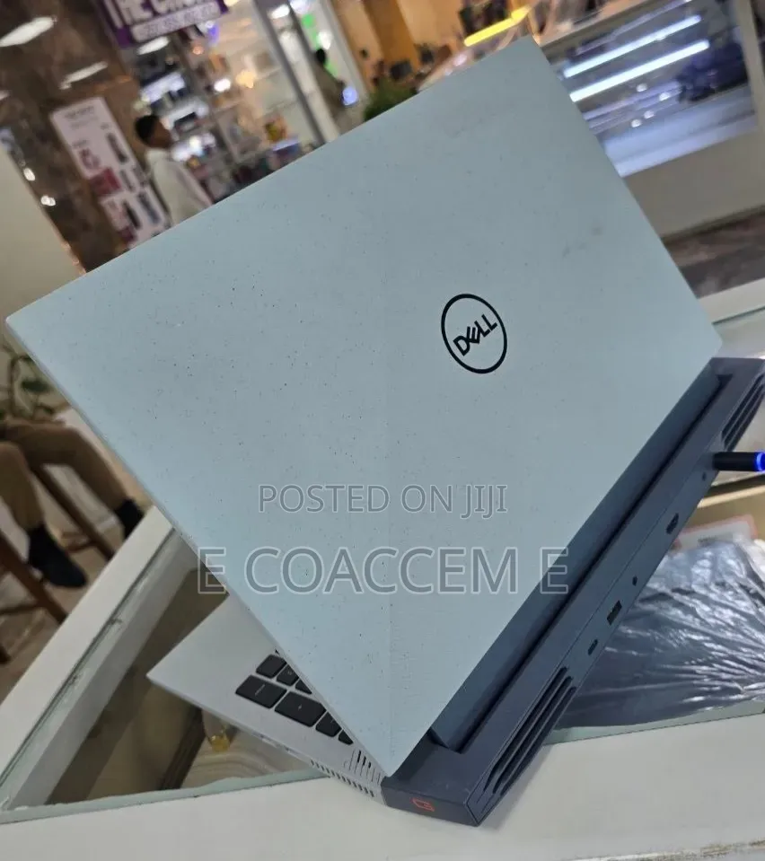 New Laptop Dell 16GB Intel Core i7 SSD 512GB