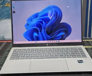 New Laptop HP Pavilion 14 16GB Intel Core i7 SSD 1T