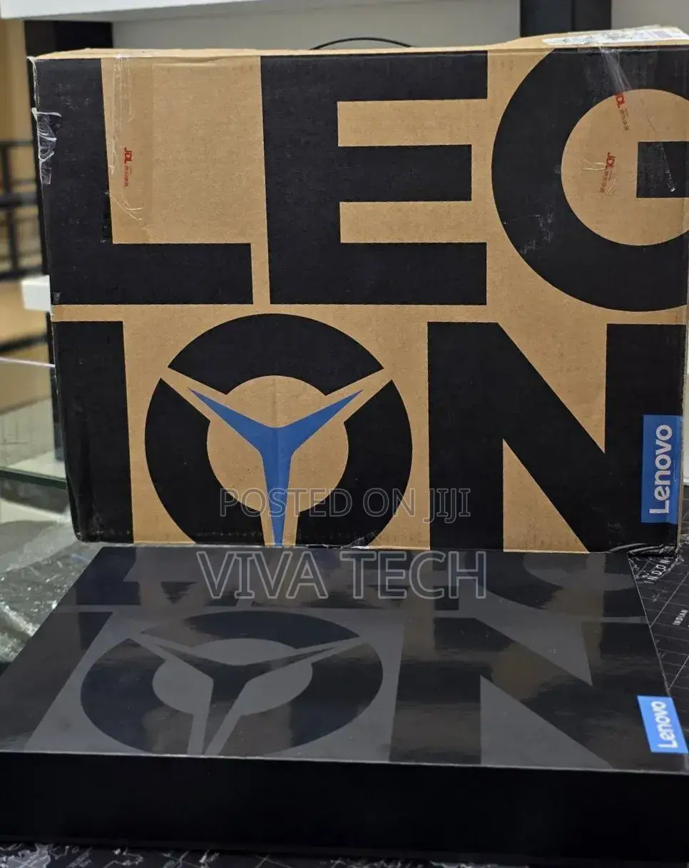New Laptop Lenovo Legion 5 32GB AMD Ryzen 9 SSD 1T
