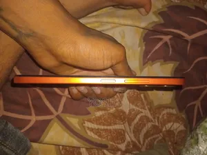 Infinix Smart 20 64 GB Orange