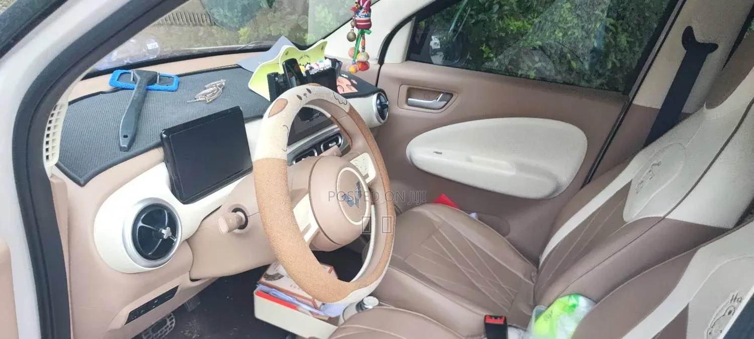 Wuling Hongguang Mini EV 2025 White
