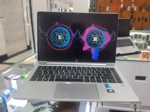 New Laptop HP ProBook 440 G9 16GB Intel Core i7 SSD 512GB