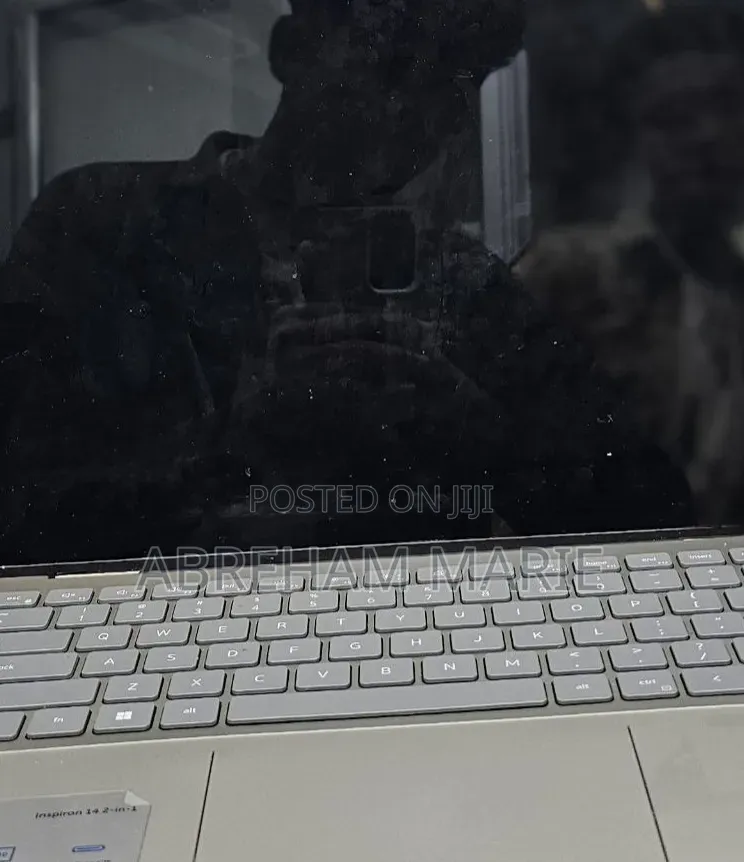 New Laptop Dell Insprion 11Z 8GB AMD Ryzen 7 SSD 512GB