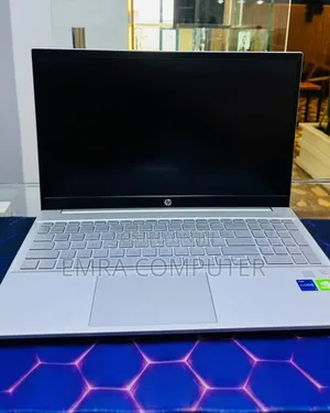 New Laptop HP 16GB Intel Core i5 SSD 512GB