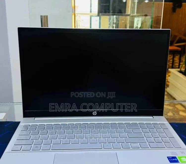 New Laptop HP 16GB Intel Core i5 SSD 512GB